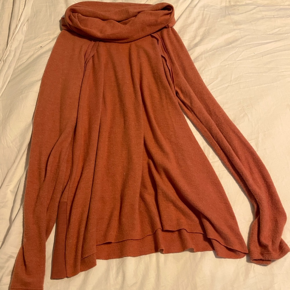 Never worn long, sweater turtle neck built in, very soft and comfortable!
